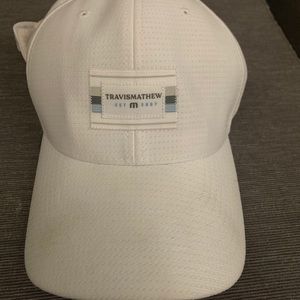 Travis Mathew hat xl